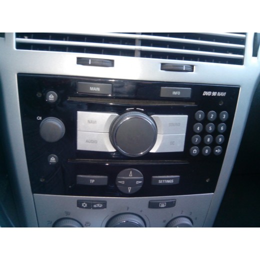 Opel-Vauxhall-EHU4-DVD90-navigation-map-dvd-sat-nav-disc-520x520.jpg